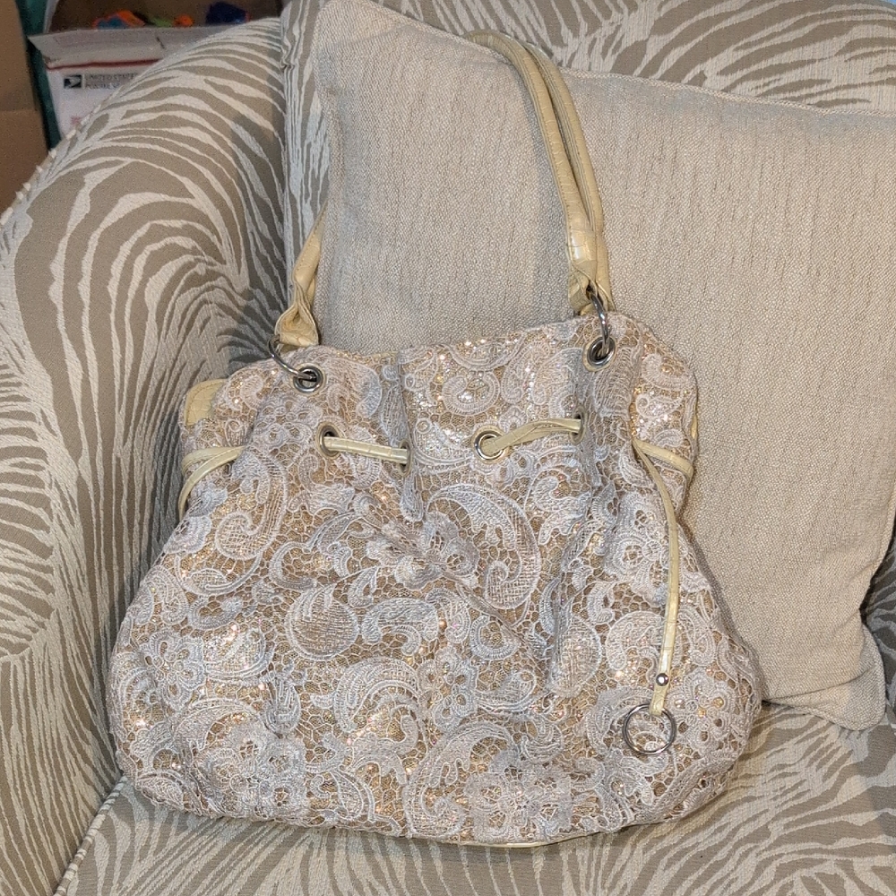 Elegant Gold Metallic Lining With Cream Lace Overlay! Bag And Matching Wallet!